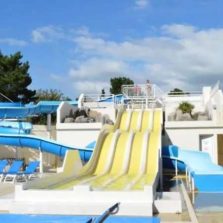 Confortable A Avec Piscine Prázdninový dům Saint-Jean-de-Monts