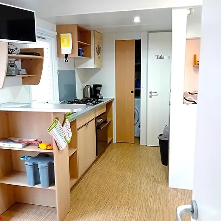 Confortable A Avec Piscine Prázdninový dům *