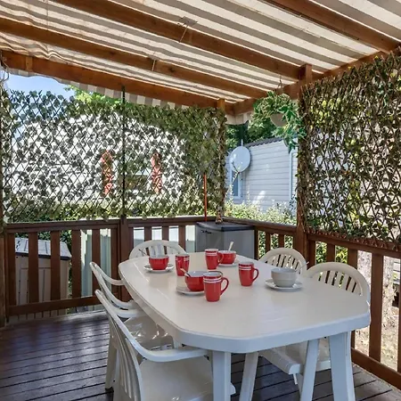 Holiday home Jean De Monts: Comfort With Pool Saint-Jean-de-Monts