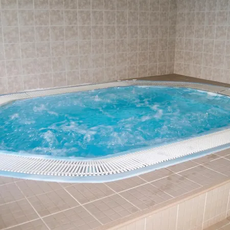 Сasa de vacaciones Confortable A Avec Piscine